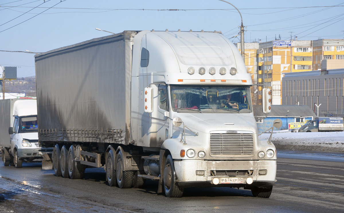 Омская область, № Р 674 ХР 55 — Freightliner Century Class