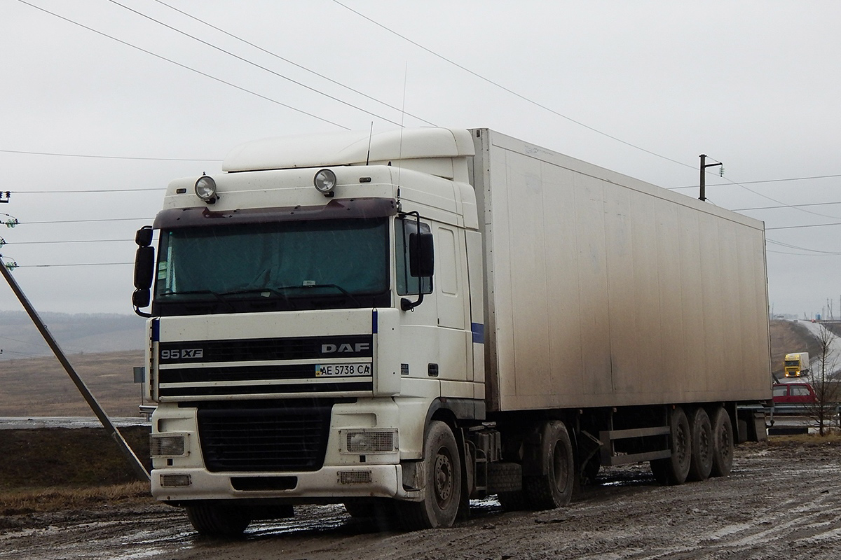 Днепропетровская область, № АЕ 5738 СА — DAF 95XF FT