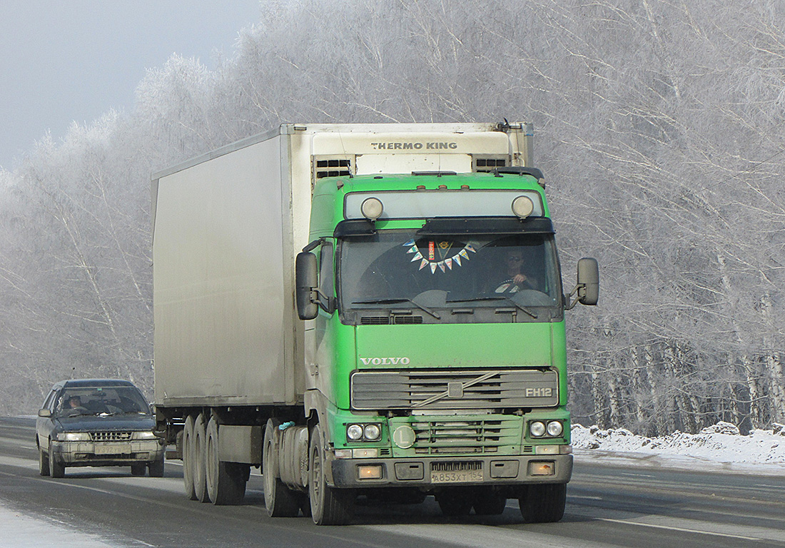 Новосибирская область, № А 853 ХТ 154 — Volvo ('1993) FH12.420