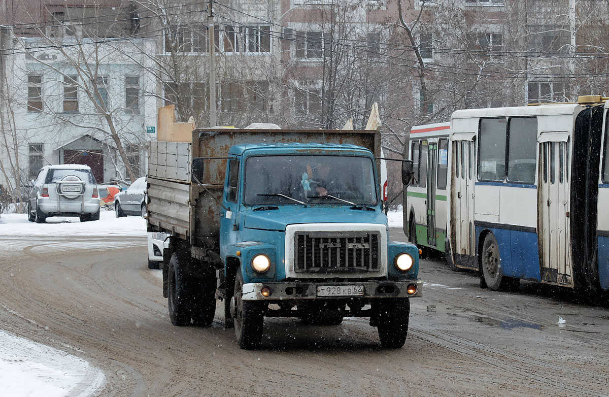 Рязанская область, № Т 928 КВ 62 — ГАЗ-33072