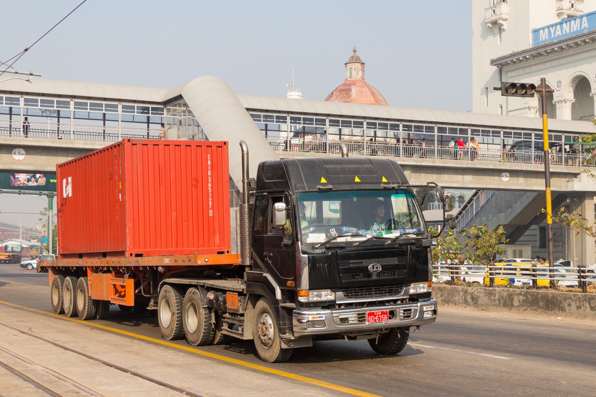 Мьянма, № 6D-6158 — Nissan Diesel (общая модель)