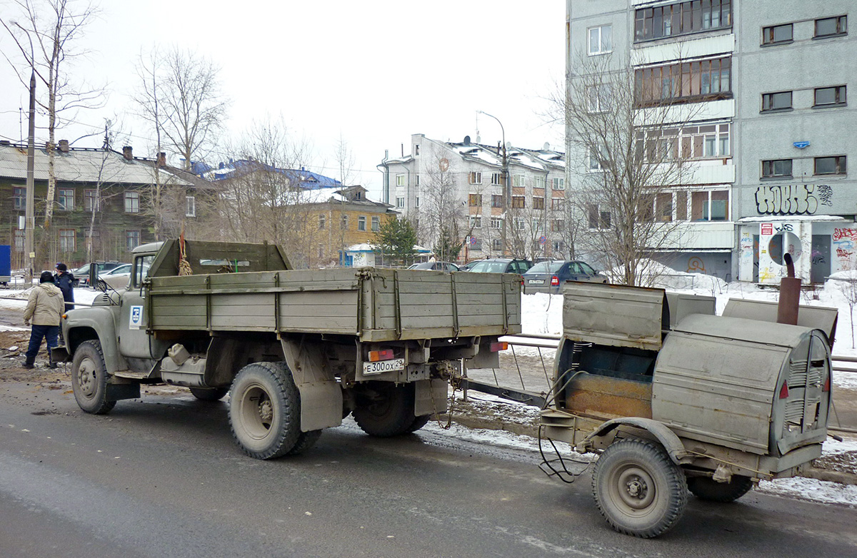 Архангельская область, № Е 300 ОХ 29 — ЗИЛ-130