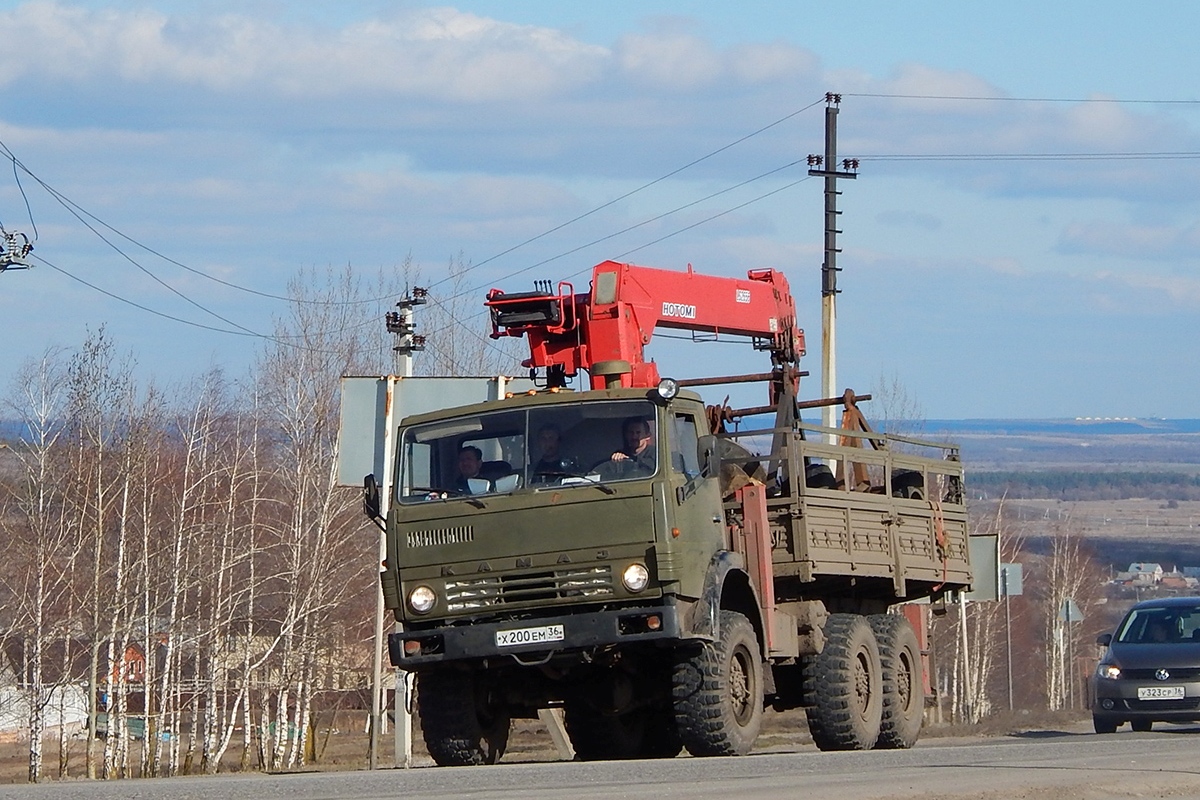 Воронежская область, № Х 200 ЕМ 36 — КамАЗ-4310