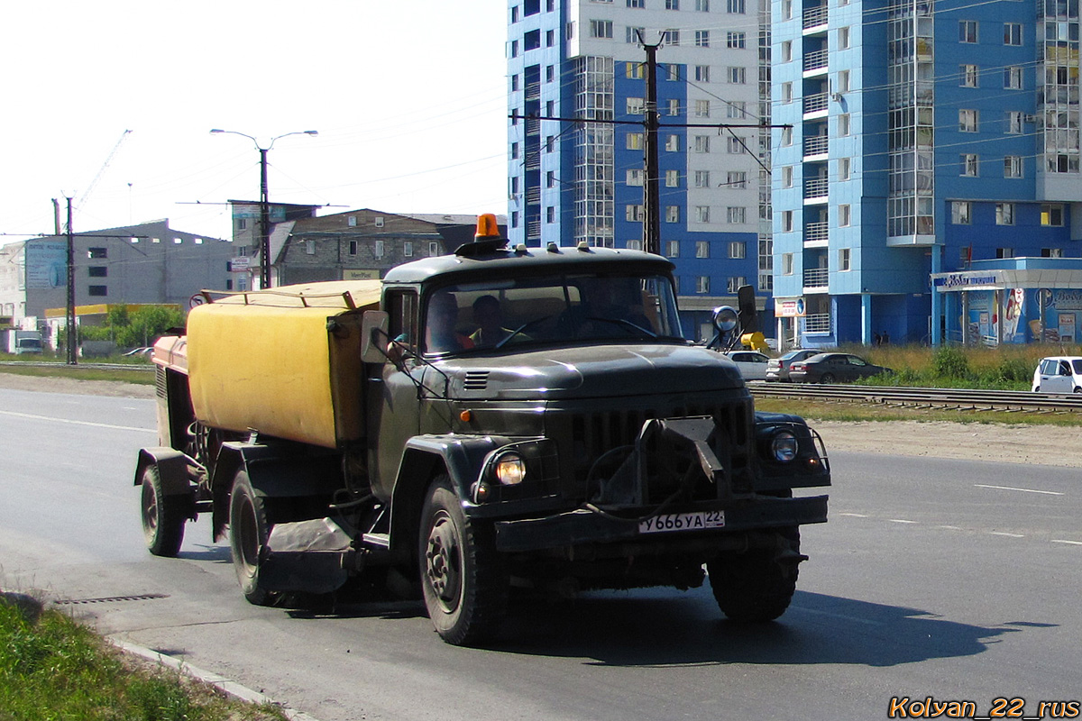 Алтайский край, № У 666 УА 22 — ЗИЛ-431412