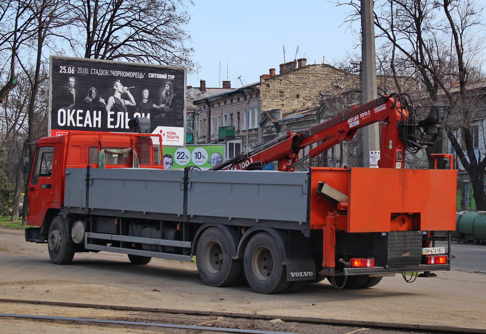 Одесская область, № ВН 6761 ЕС — Volvo FL10