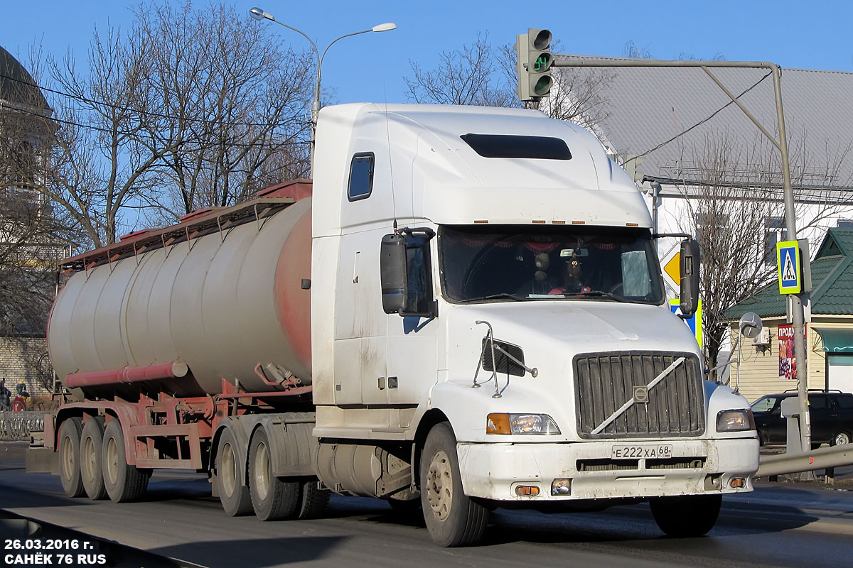 Тамбовская область, № Е 222 ХА 68 — Volvo VNL660