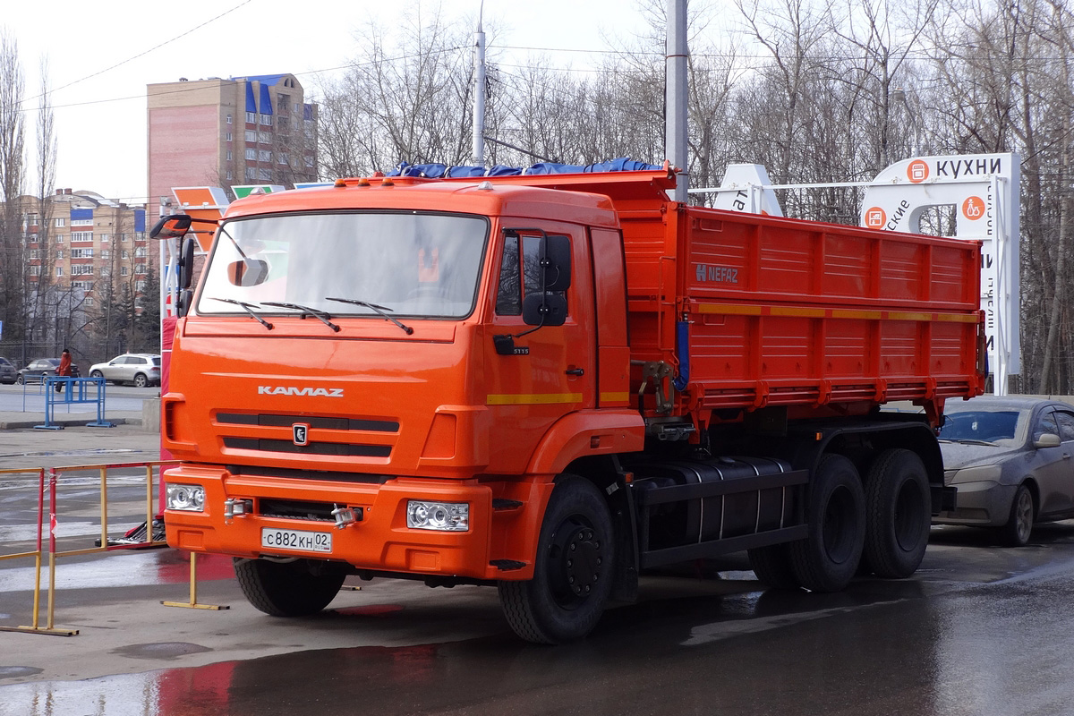 Башкортостан, № С 882 КН 02 — КамАЗ-65115 (общая модель)