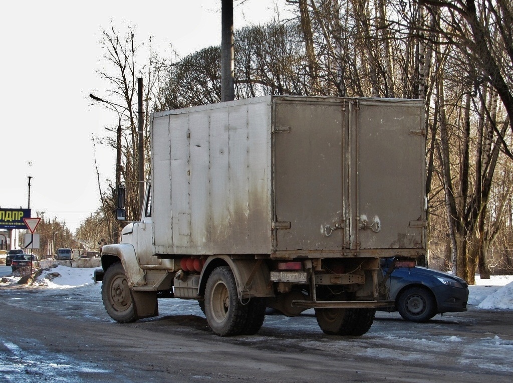 Ивановская область, № М 686 УА 37 — ГАЗ-3307