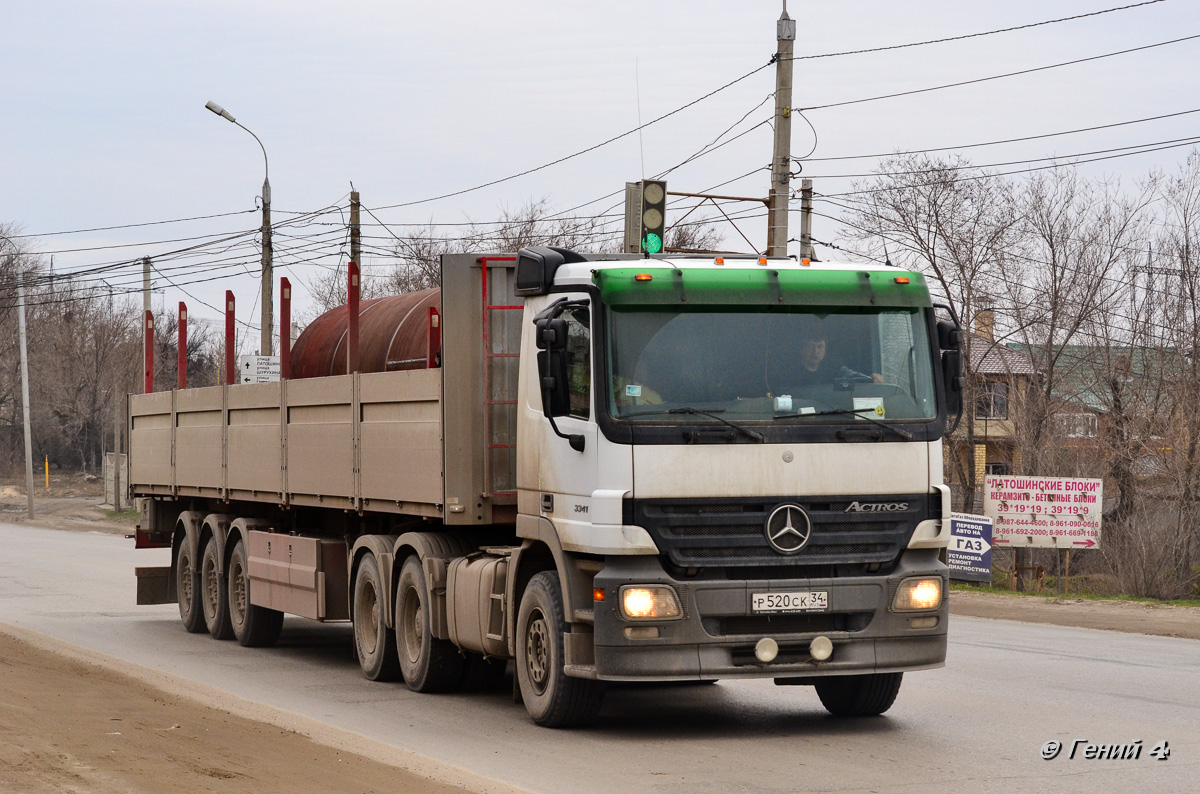 Волгоградская область, № Р 520 СК 34 — Mercedes-Benz Actros ('2003) 3341