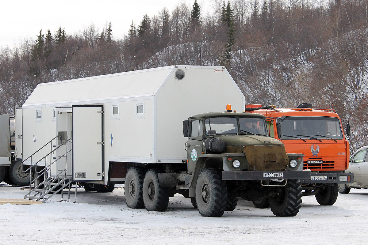 Ямало-Ненецкий автоном.округ, № Р 300 ВВ 89 — Урал-44202-10