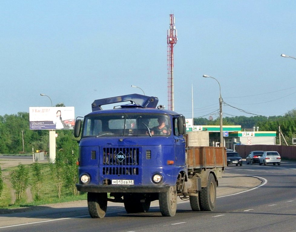 Тамбовская область, № М 013 ЕВ 68 — IFA W50L/L