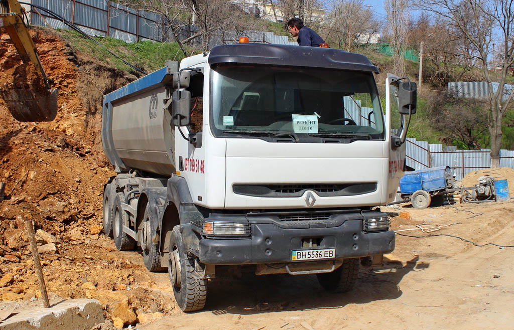 Одесская область, № ВН 5536 ЕВ — Renault Kerax