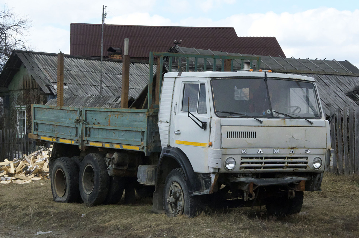 Свердловская область, № А 916 УК 196 — КамАЗ-5320