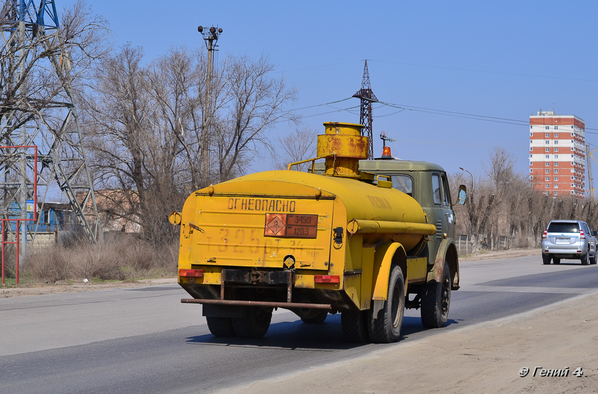 Волгоградская область, № Т 325 ОТ 34 — МАЗ-5334