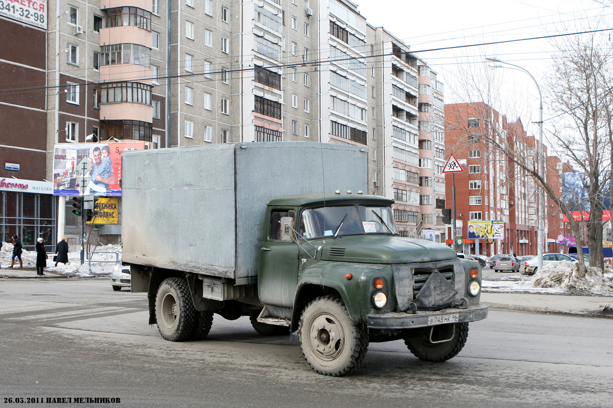 Свердловская область, № В 745 МК 96 — ЗИЛ-431412