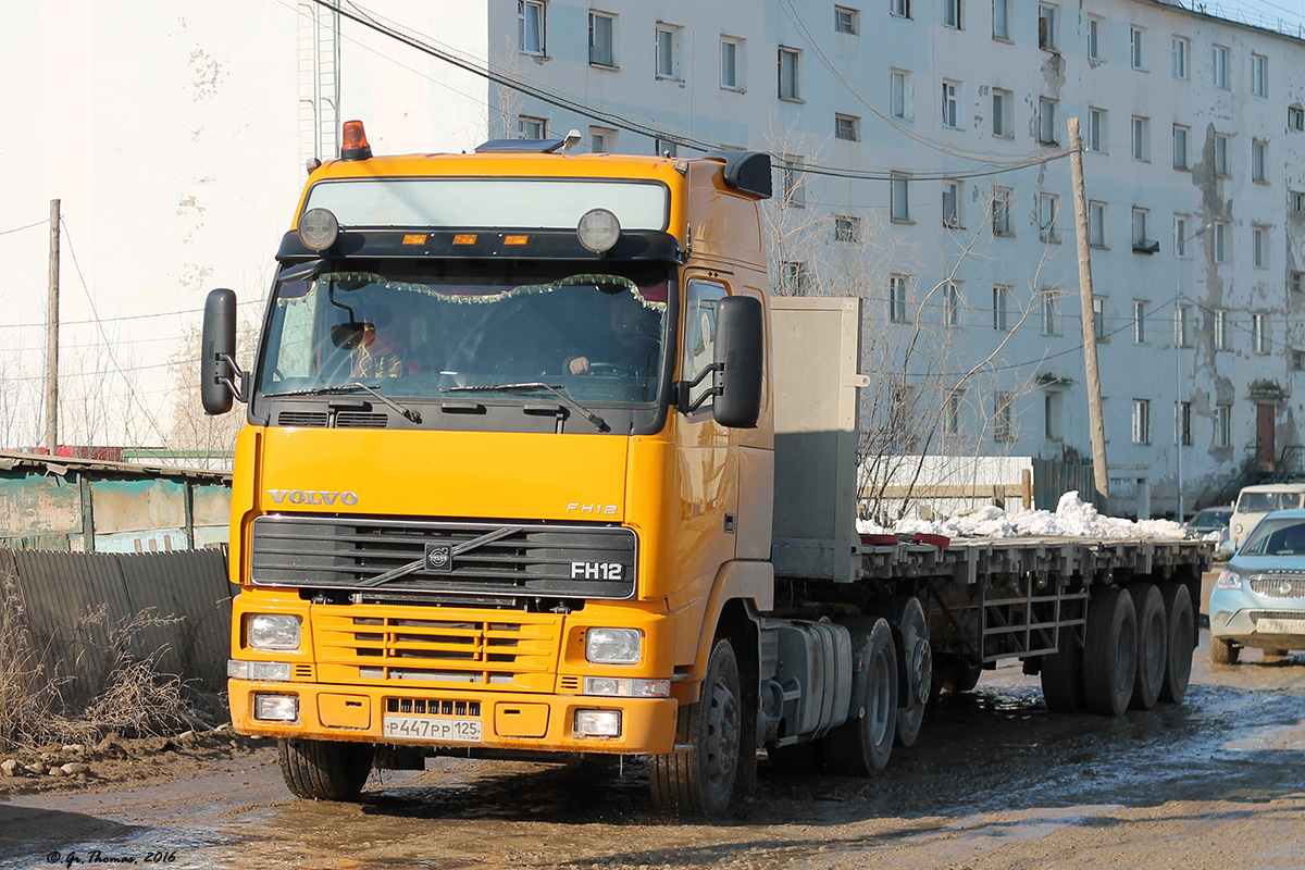 Приморский край, № Р 447 РР 125 — Volvo ('1993) FH-Series