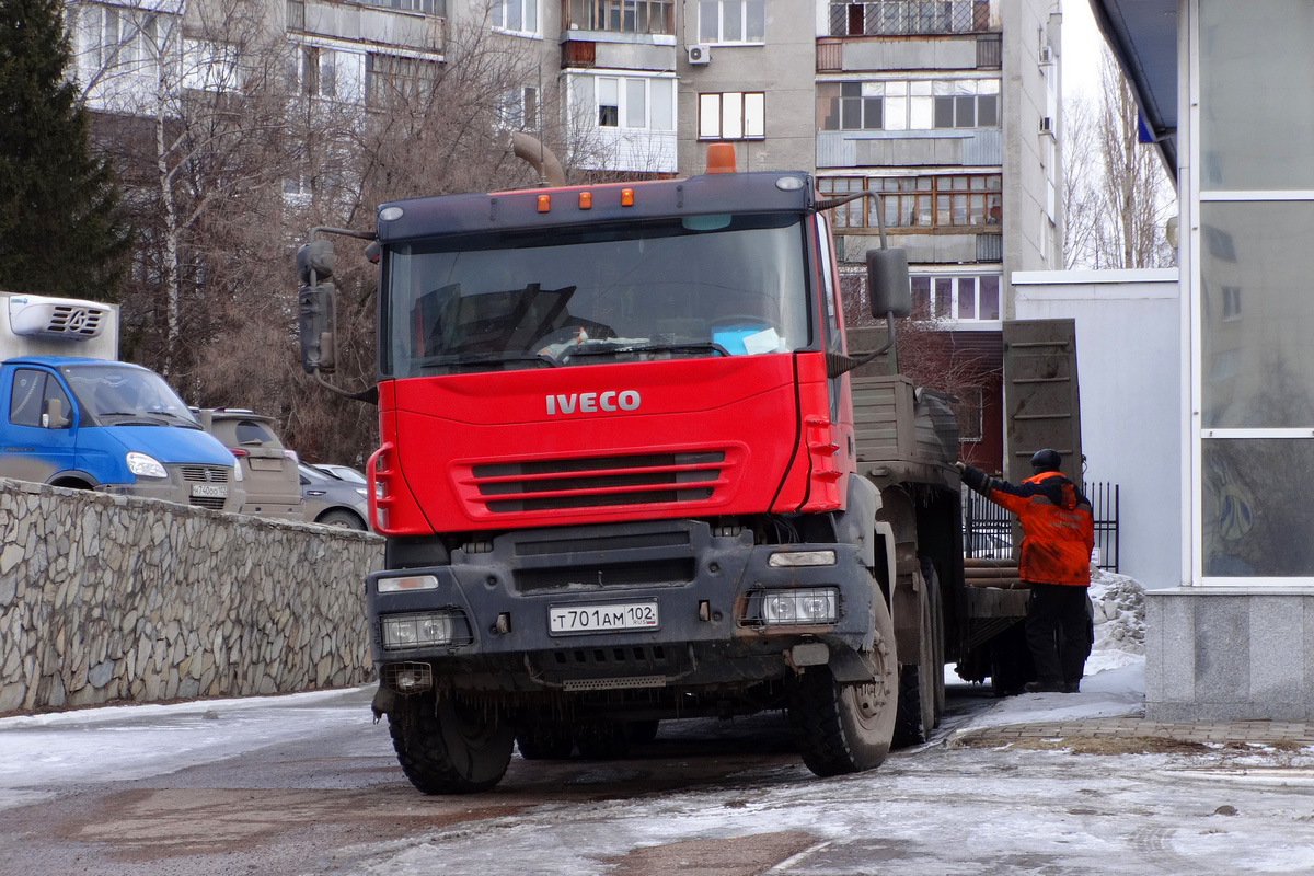 Башкортостан, № Т 701 АМ 102 — IVECO Trakker ('2004)