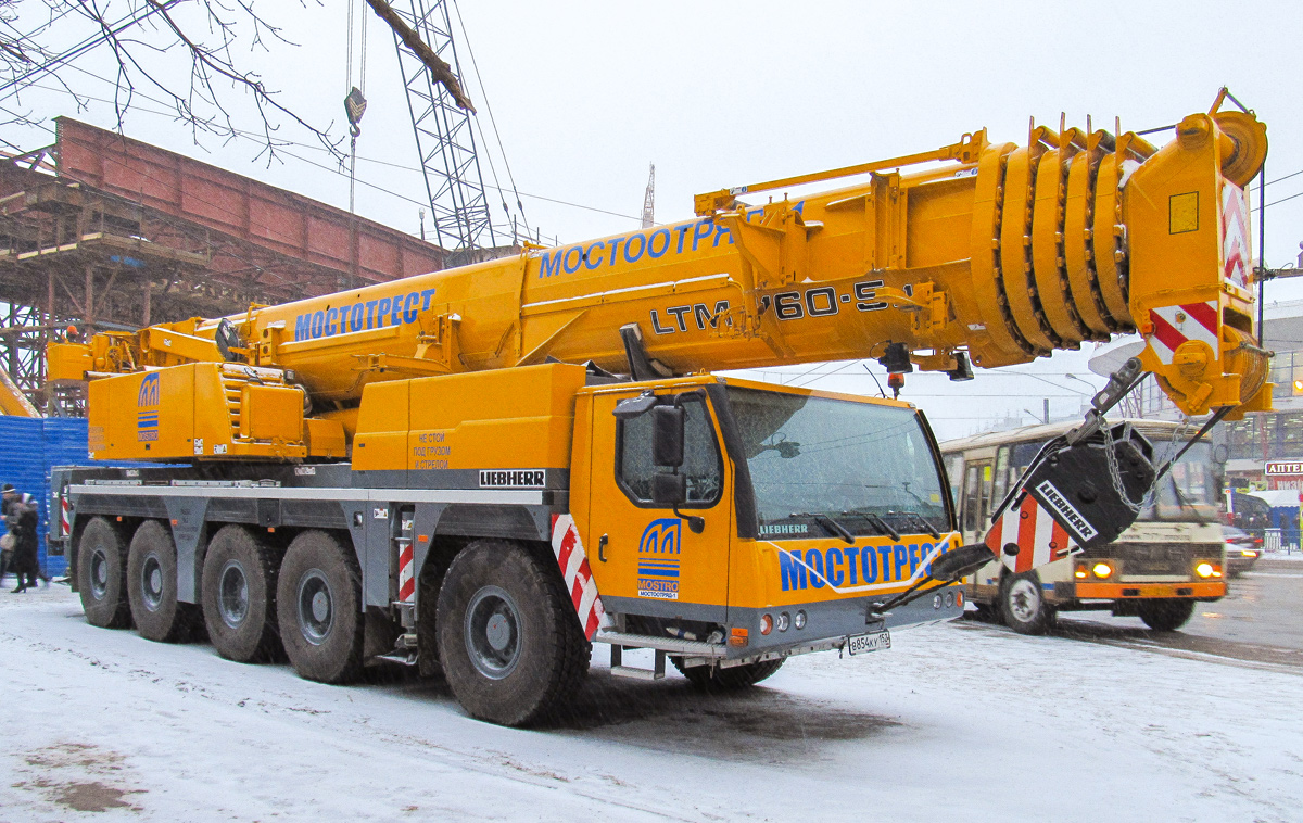 Нижегородская область, № В 854 КУ 152 — Liebherr (общая модель)