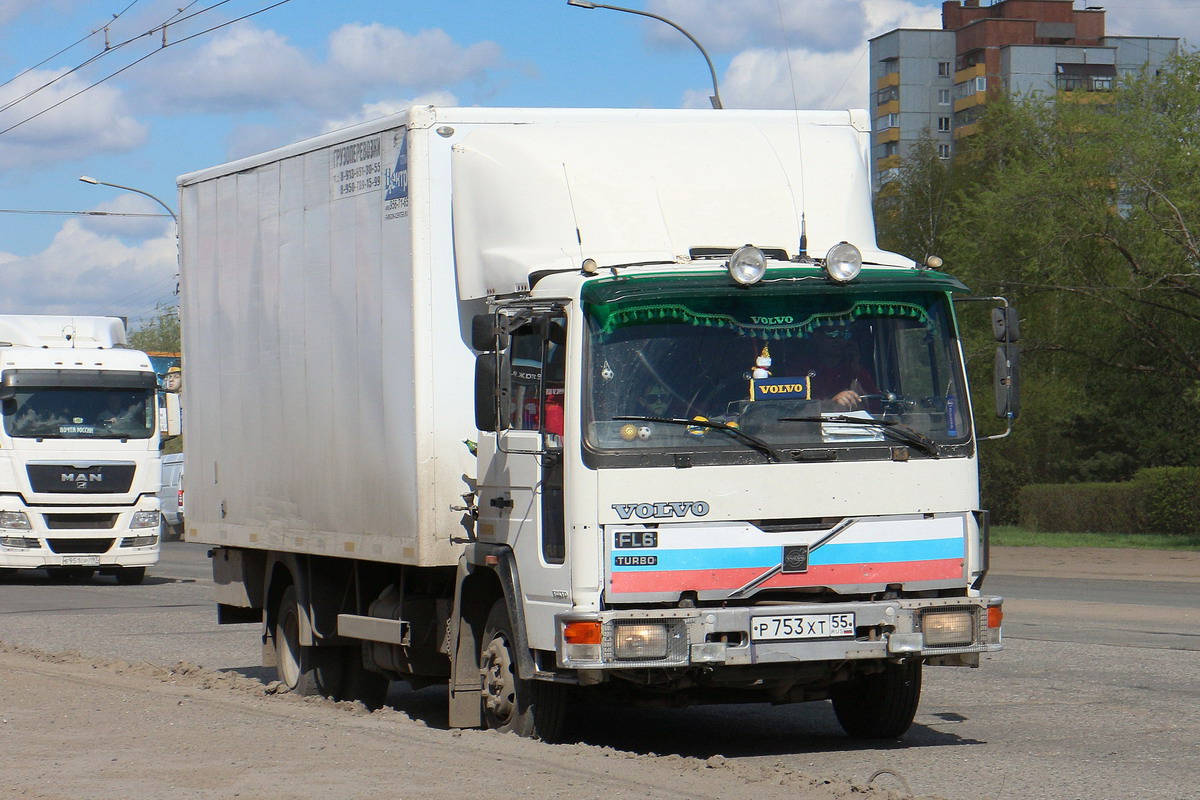 Омская область, № Р 753 ХТ 55 — Volvo FL6