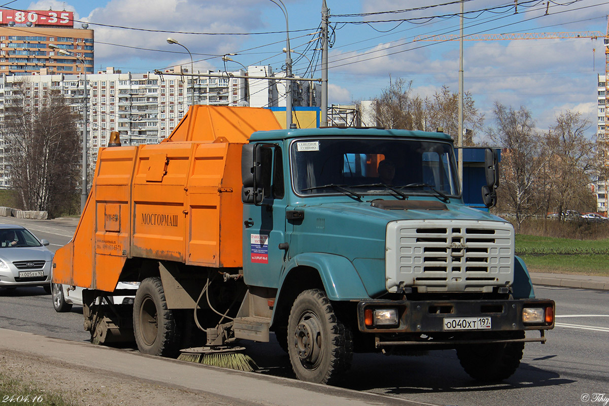 Москва, № О 040 ХТ 197 — ЗИЛ-432932