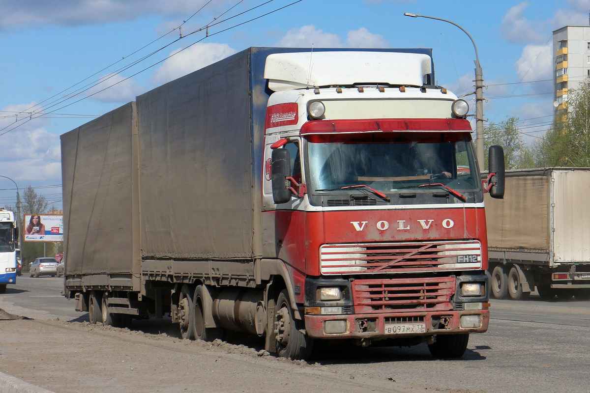 Владимирская область, № В 097 МХ 33 — Volvo ('1993) FH12.380