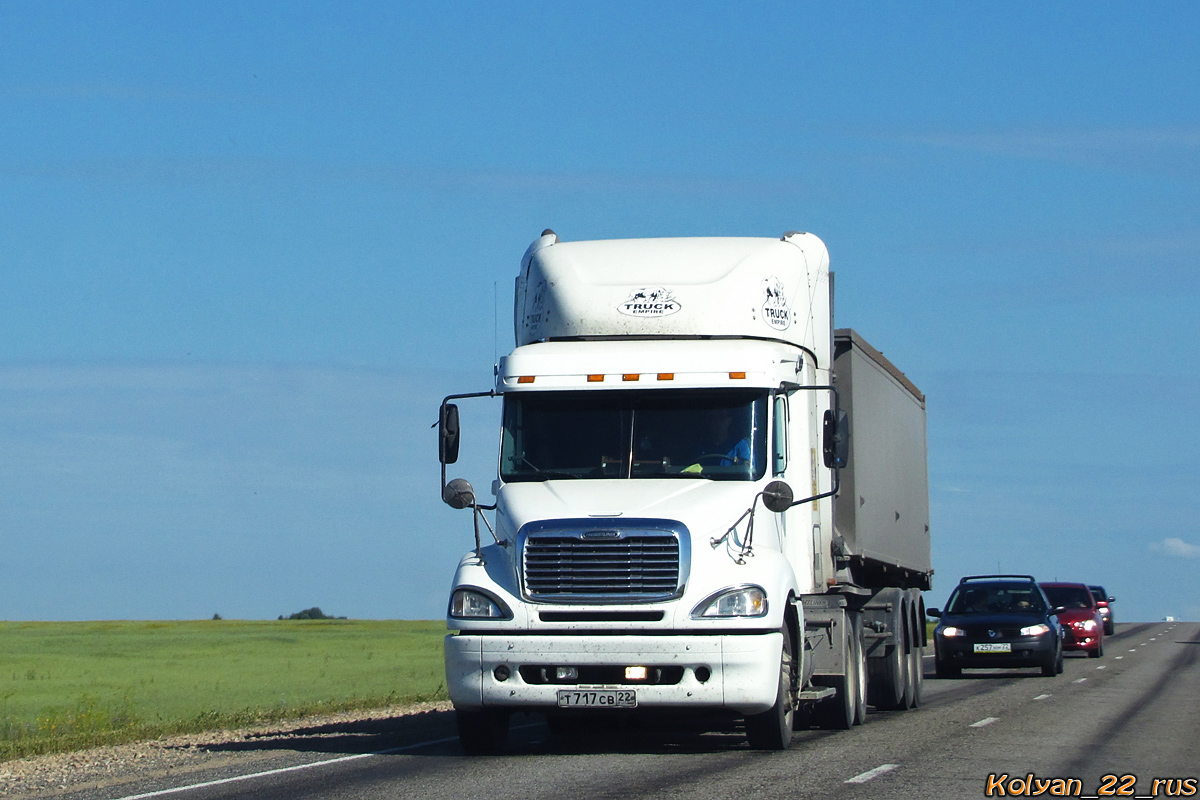 Алтайский край, № Т 717 СВ 22 — Freightliner Columbia