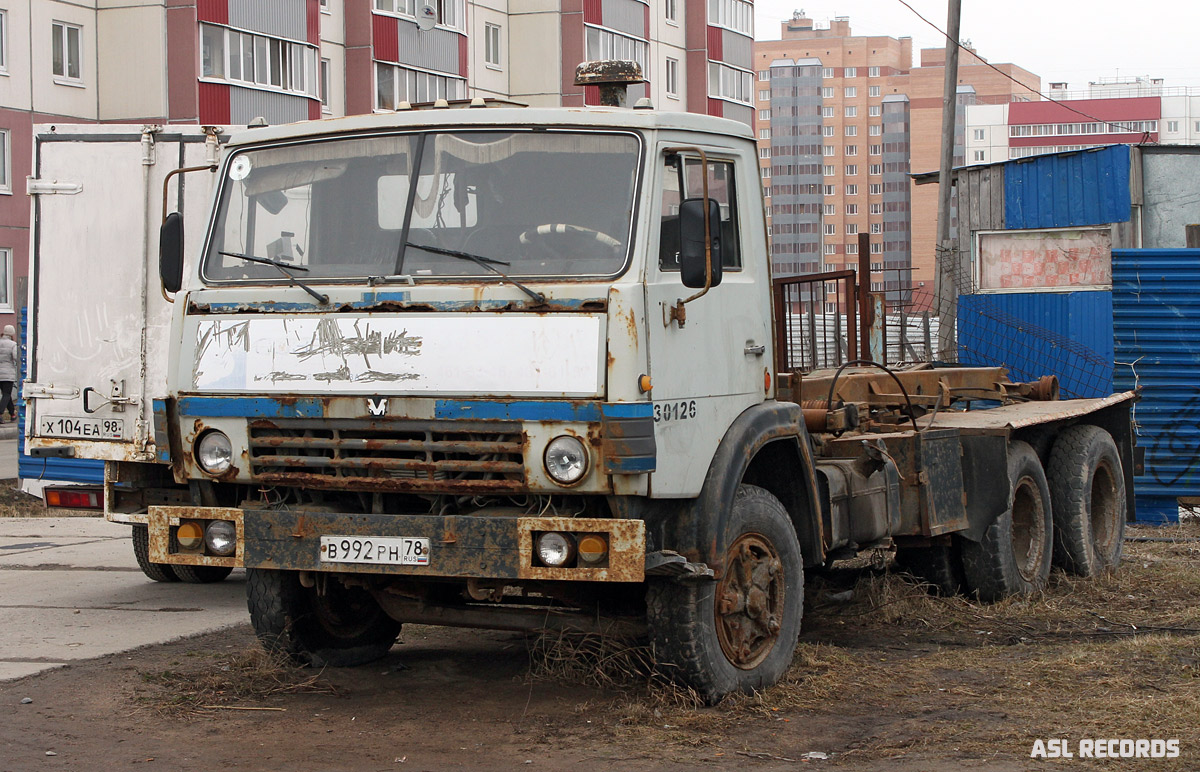 Санкт-Петербург, № В 992 РН 78 — КамАЗ-53212