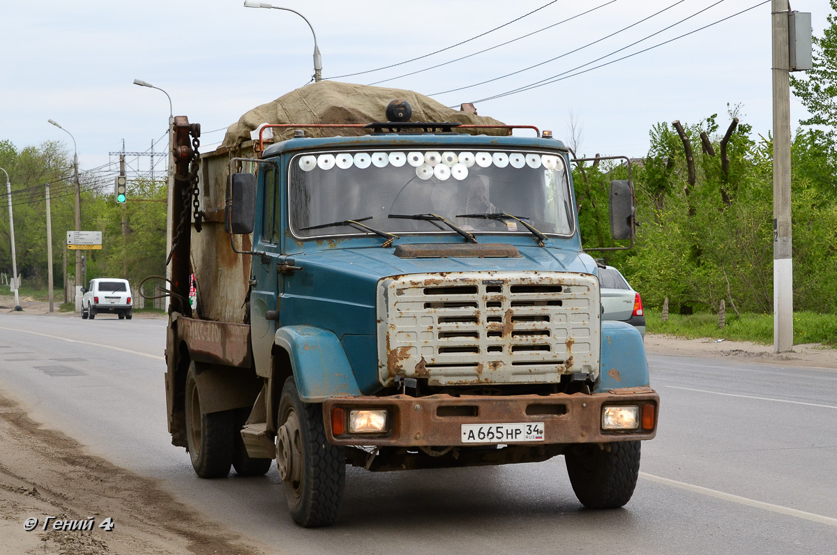 Волгоградская область, № А 665 НР 34 — ЗИЛ-432932