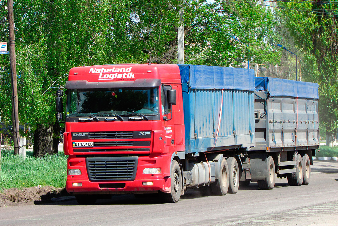 Херсонская область, № ВТ 1704 ВВ — DAF XF95 FAR