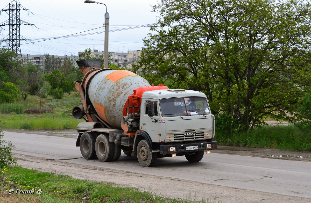 Волгоградская область, № М 330 НХ 34 — КамАЗ-55111-02 [55111C]