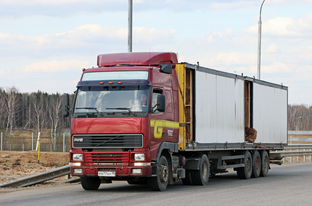 Санкт-Петербург, № В 677 ЕН 98 — Volvo ('1993) FH12.380