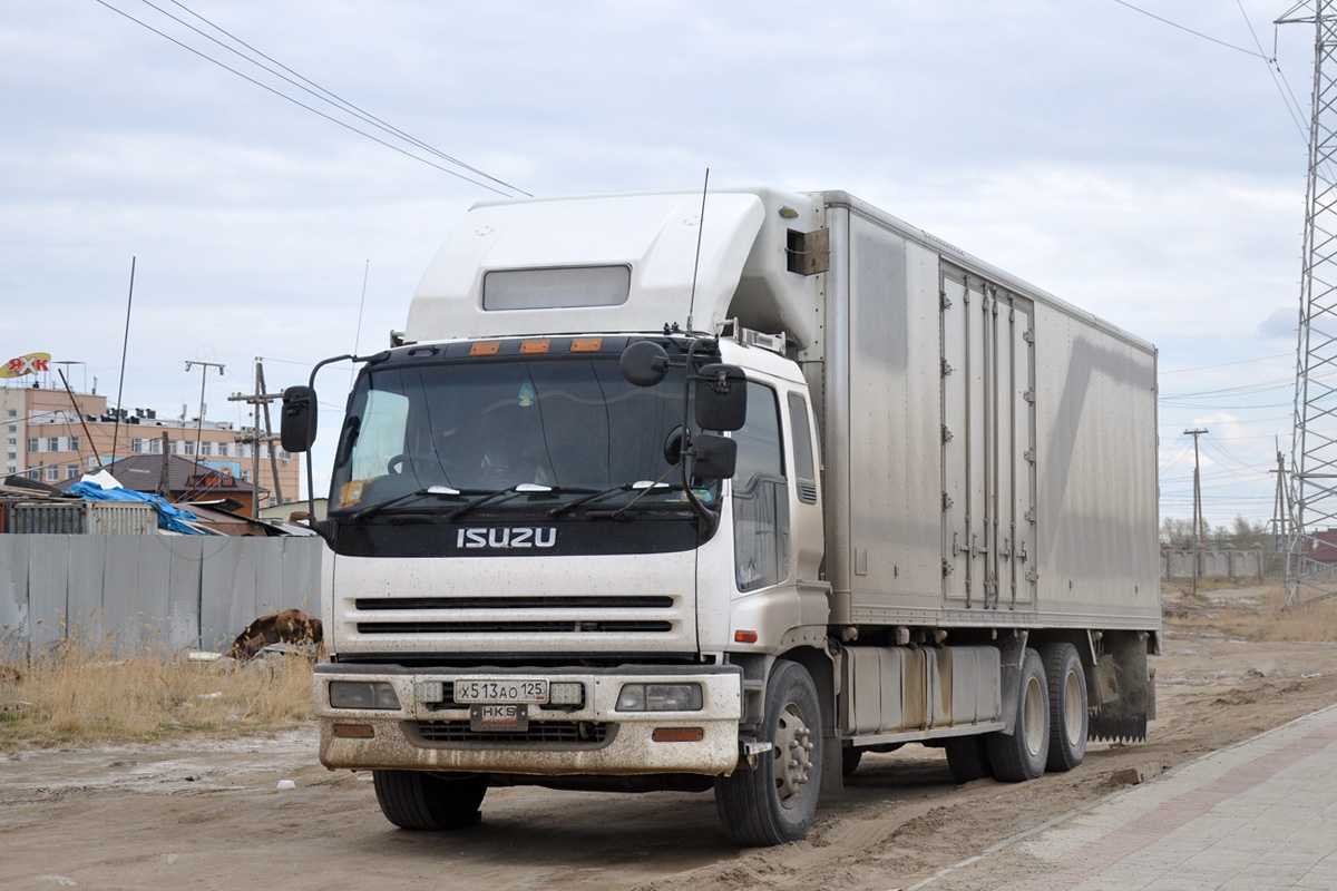 Приморский край, № Х 513 АО 125 — Isuzu Giga (общая модель)