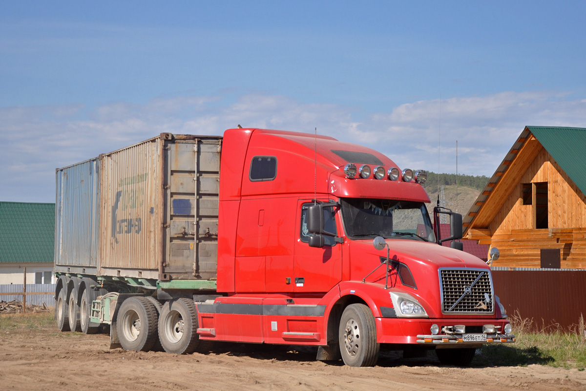 Саха (Якутия), № М 896 ЕТ 14 — Volvo VNL670