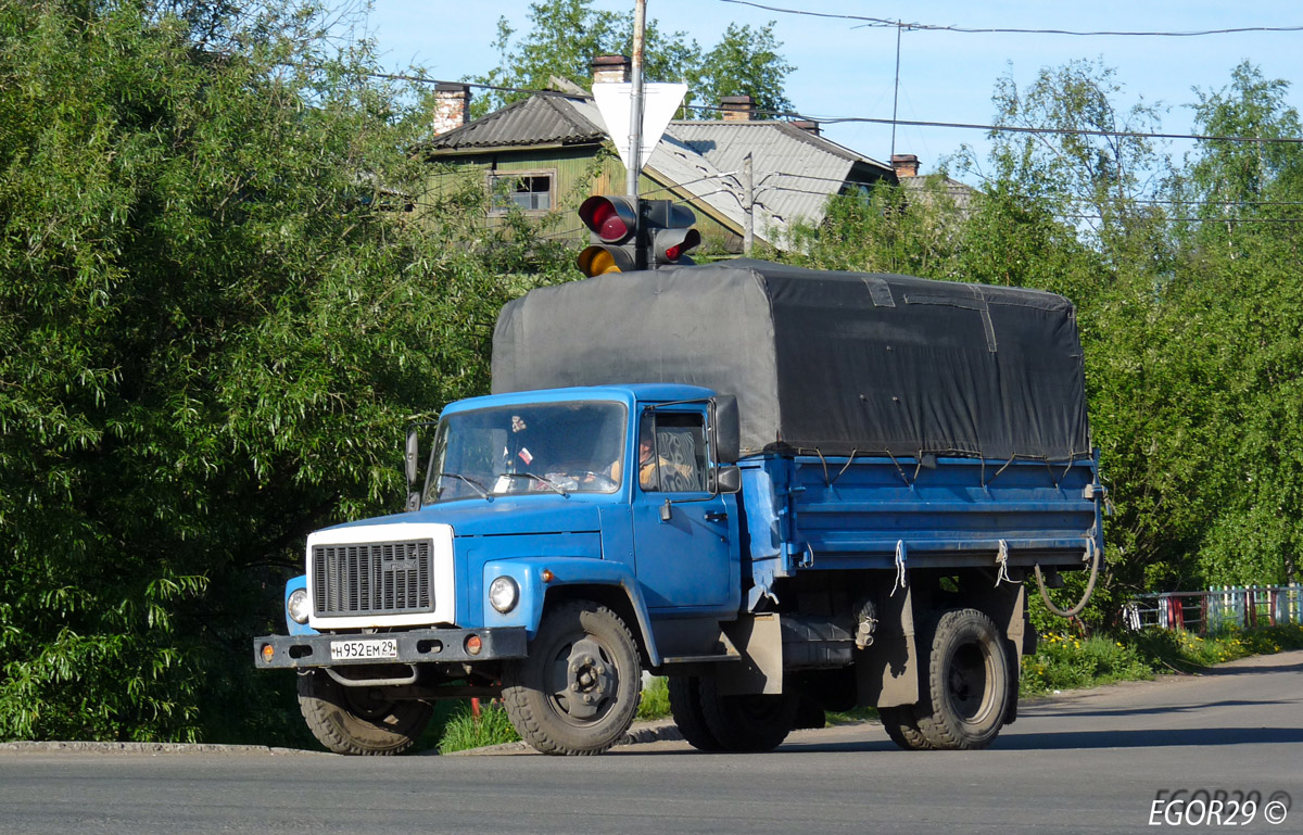 Архангельская область, № Н 952 ЕМ 29 — ГАЗ-3307