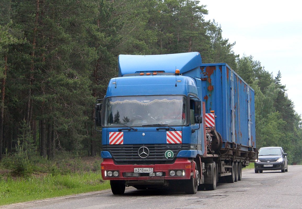 Ивановская область, № М 313 АН 37 — Mercedes-Benz Actros ('1997) 1840