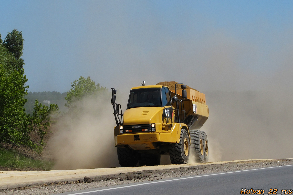 Алтайский край, № 5996 ЕК 22 — Caterpillar 730