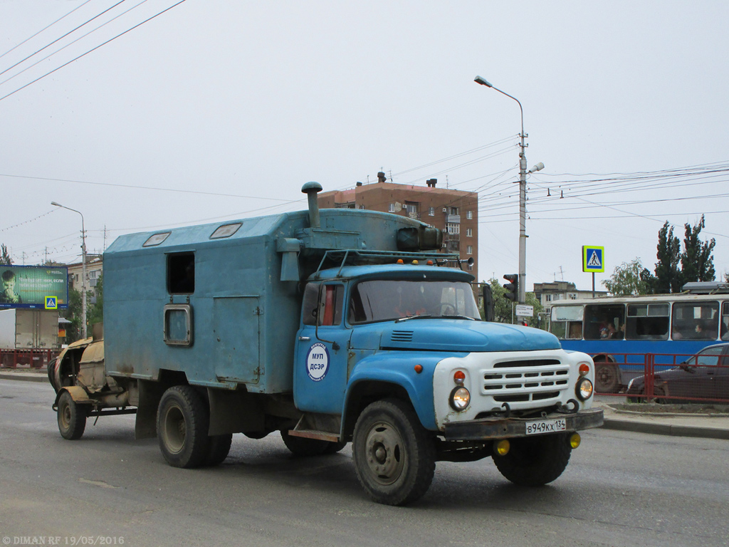 Волгоградская область, № В 949 КХ 134 — ЗИЛ-431412