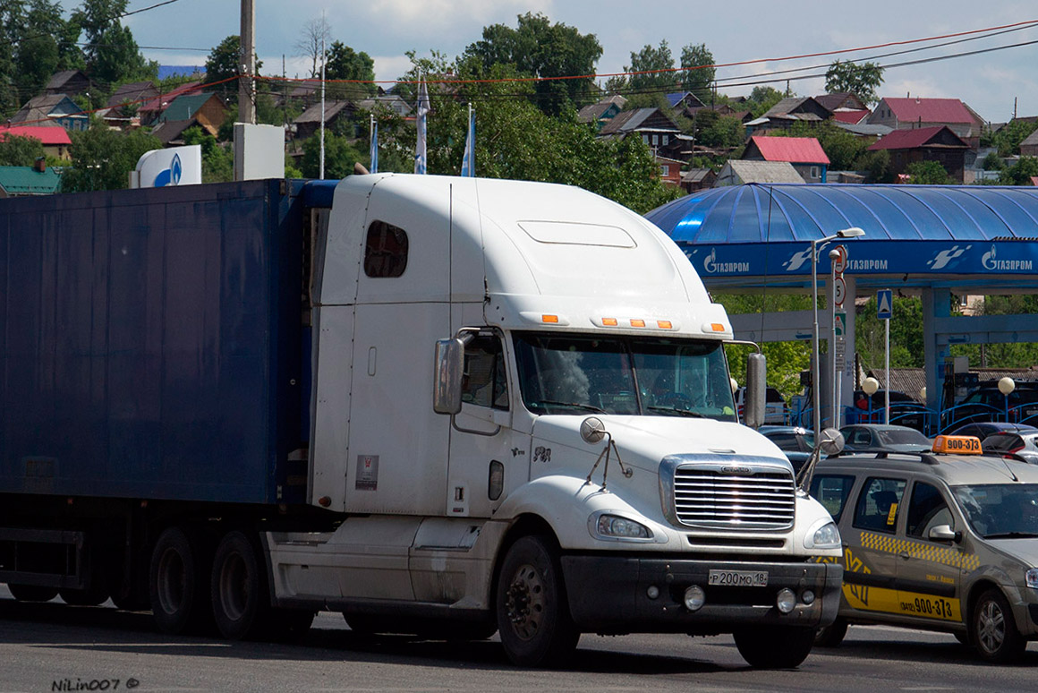 Удмуртия, № Р 200 МО 18 — Freightliner Columbia