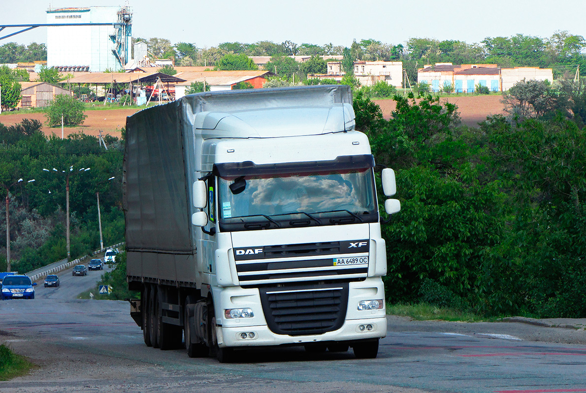 Киев, № АА 6489 ОС — DAF XF105 FT