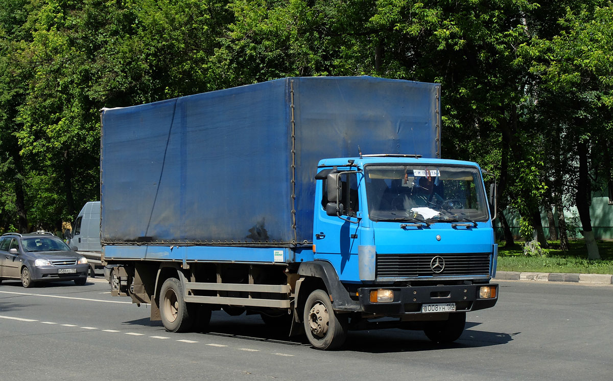 Московская область, № В 008 УН 150 — Mercedes-Benz LK 817