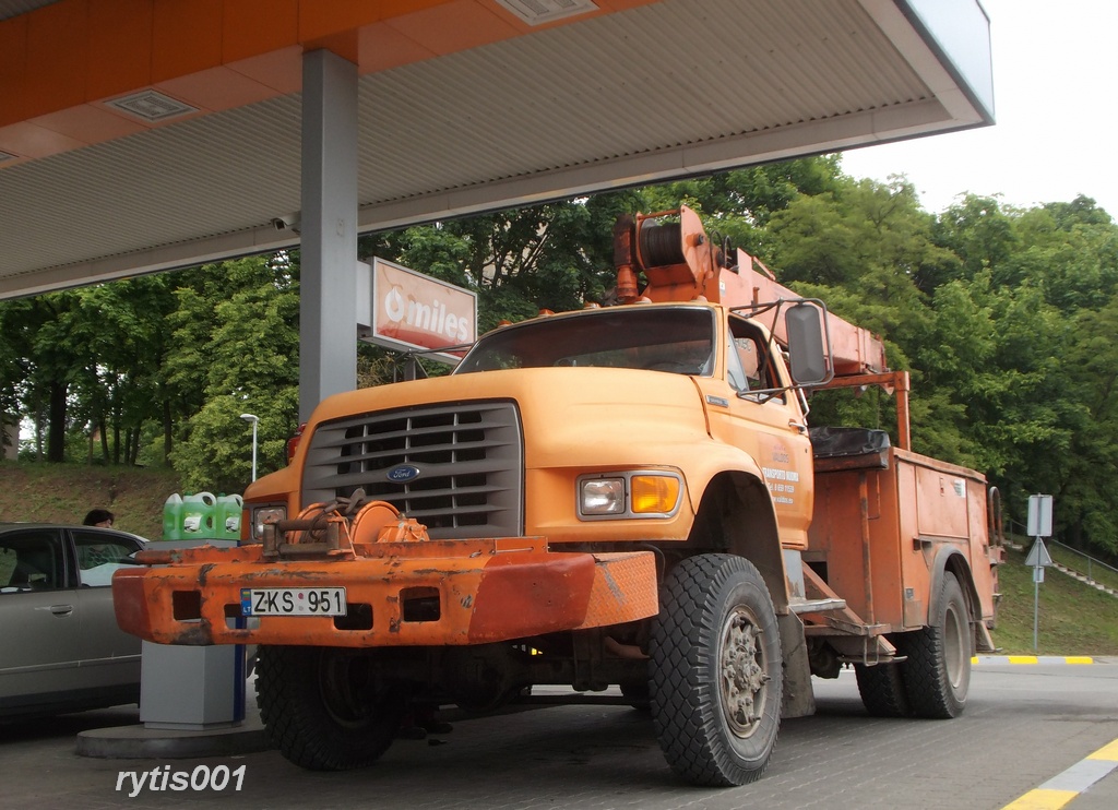 Литва, № ZKS 951 — Ford F-700