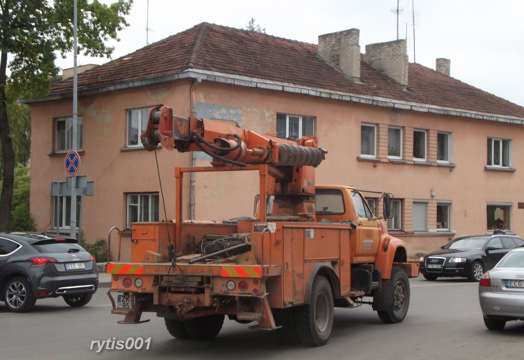 Литва, № ZKS 951 — Ford F-700