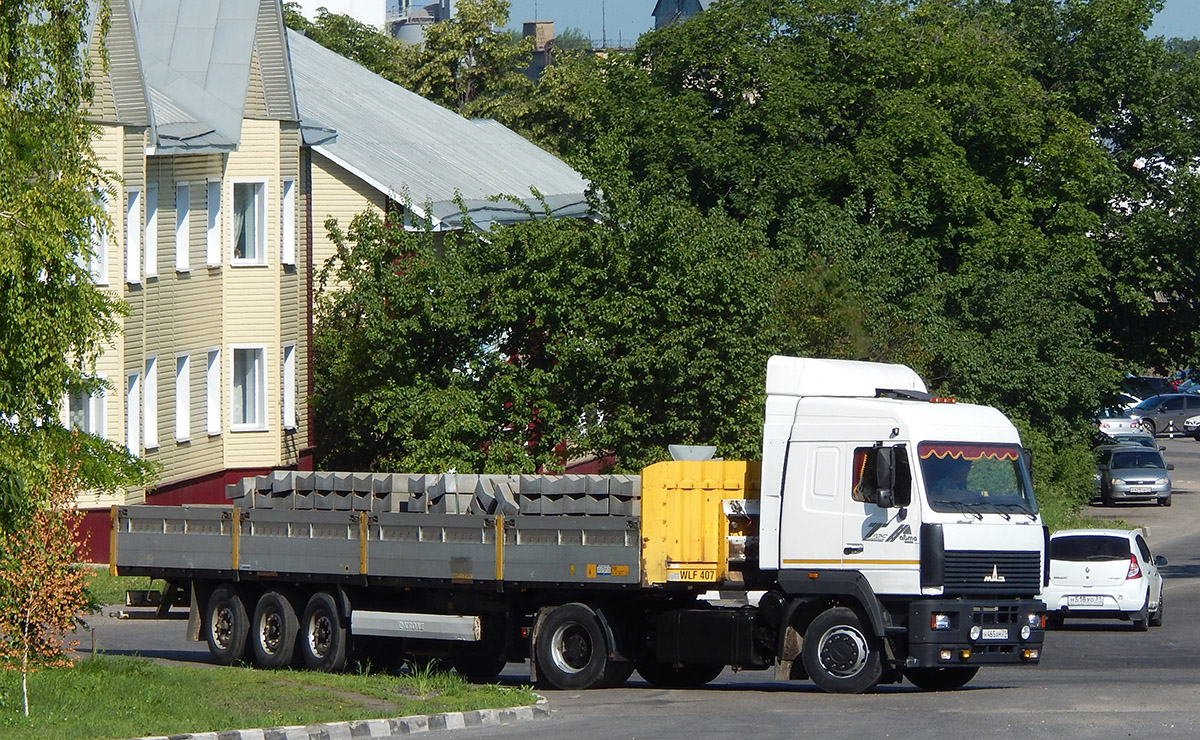 Белгородская область, № Н 465 АМ 31 — МАЗ-5440A8