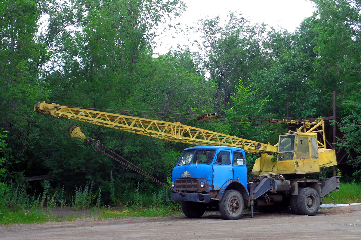 Саратовская область, № У 445 ЕВ 64 — МАЗ-5334