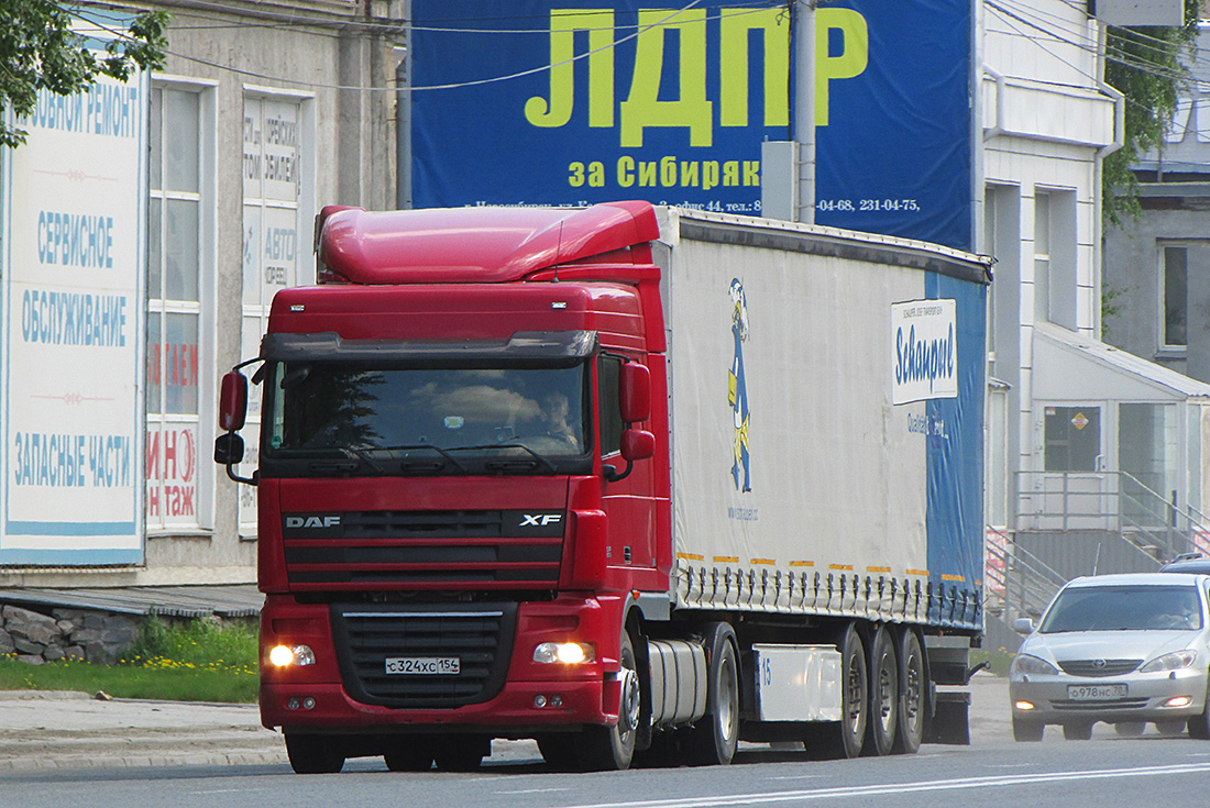 Новосибирская область, № С 324 ХС 154 — DAF XF105 FT