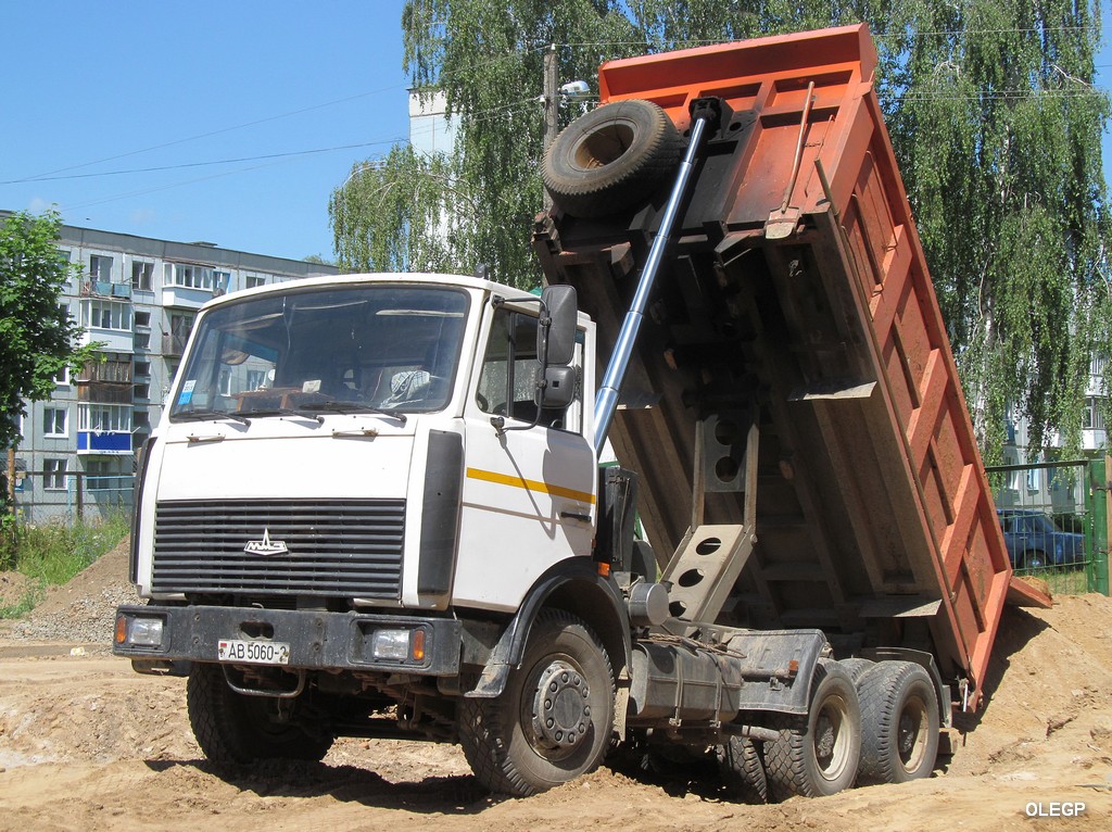 Витебская область, № АВ 5060-2 — МАЗ-5516 (общая модель)