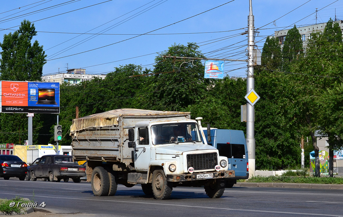 Волгоградская область, № А 065 НУ 134 — ГАЗ-3309