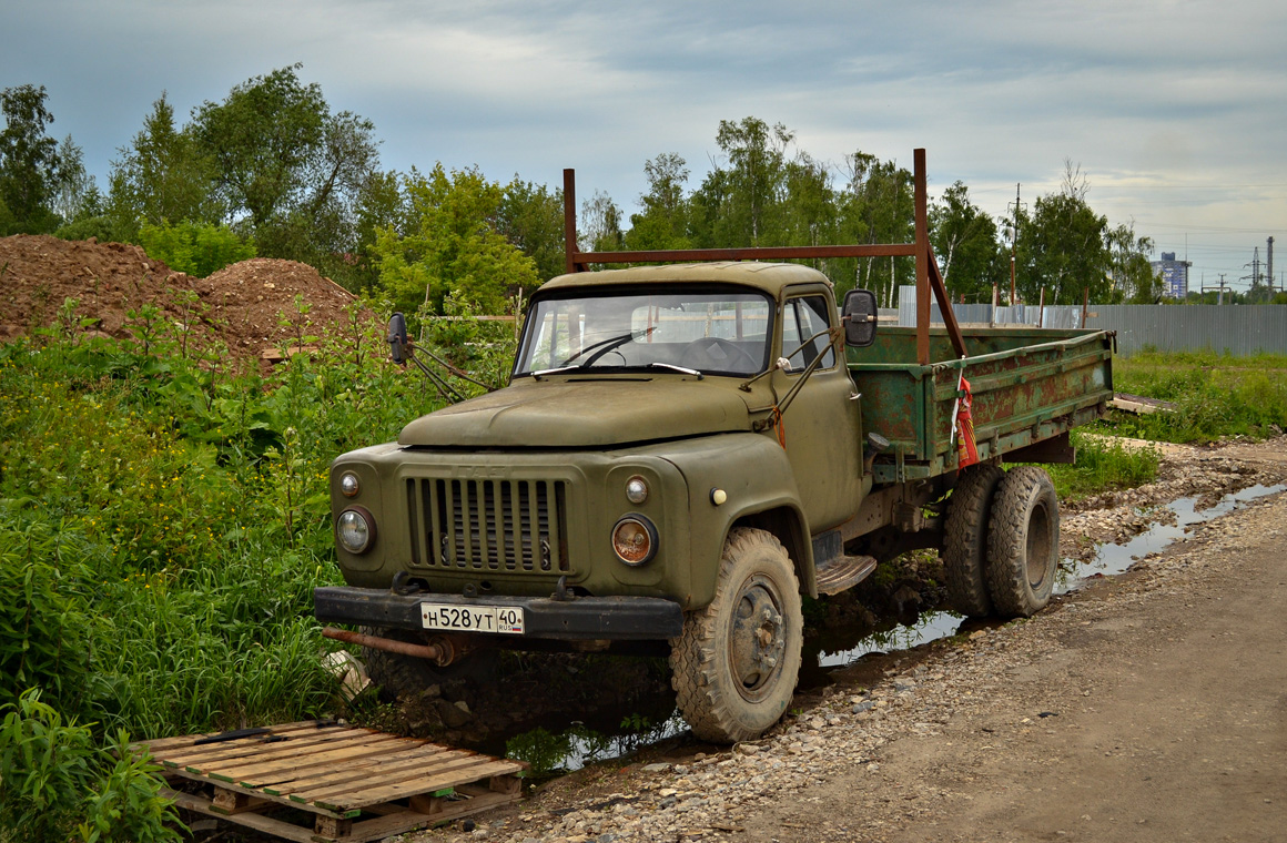 Калужская область, № Н 528 УТ 40 — ГАЗ-52-01