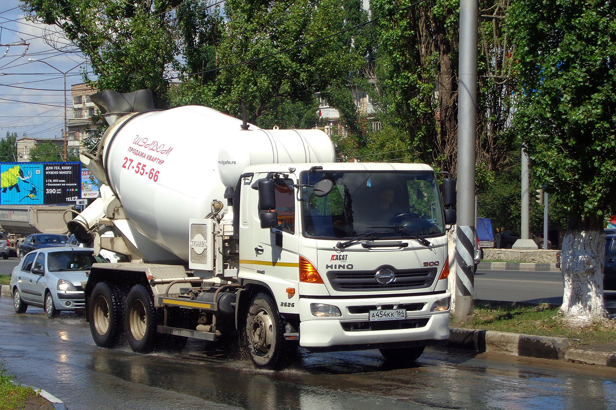 Саратовская область, № А 454 КК 164 — Hino 500