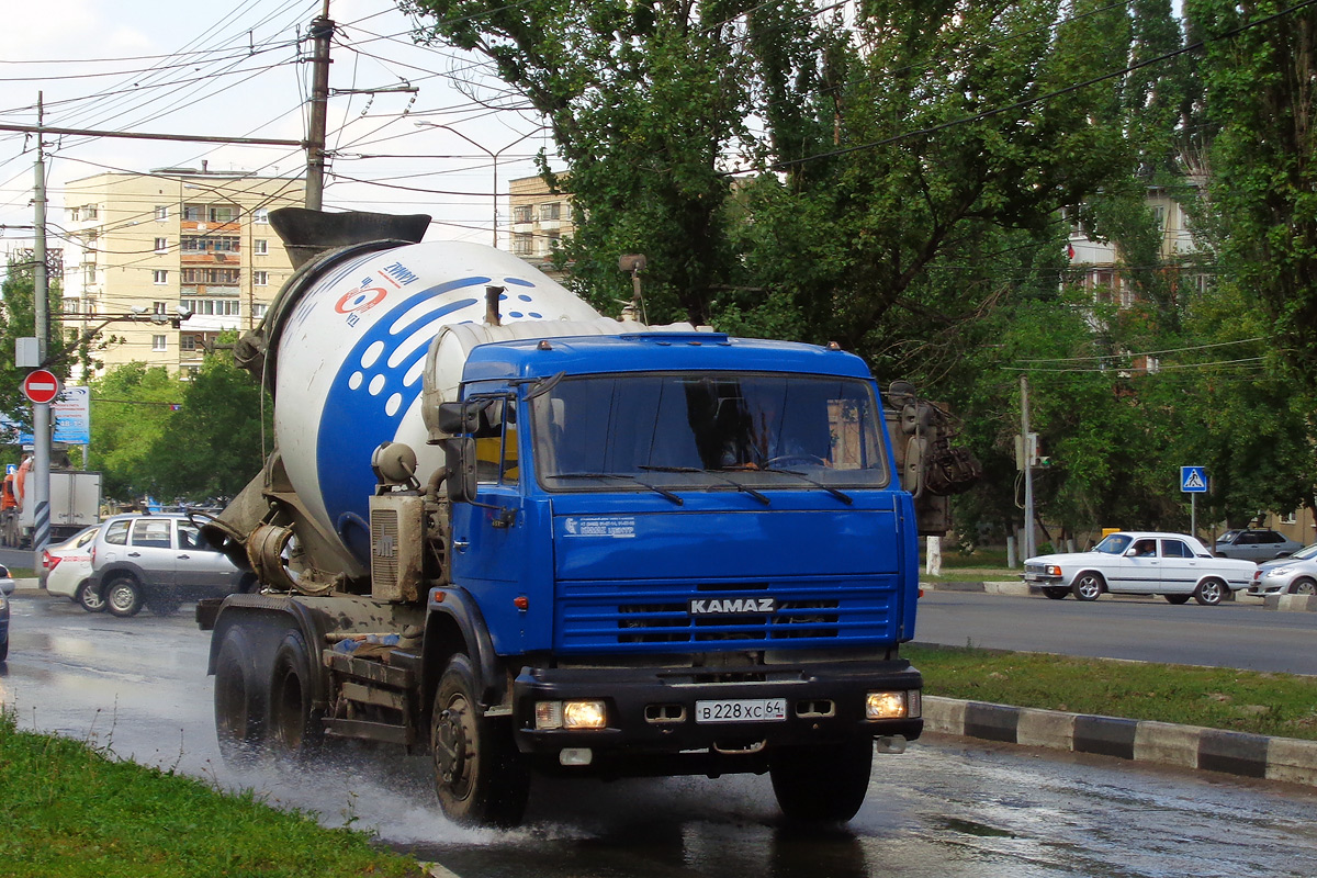 Саратовская область, № В 228 ХС 64 — КамАЗ-65115 (общая модель)